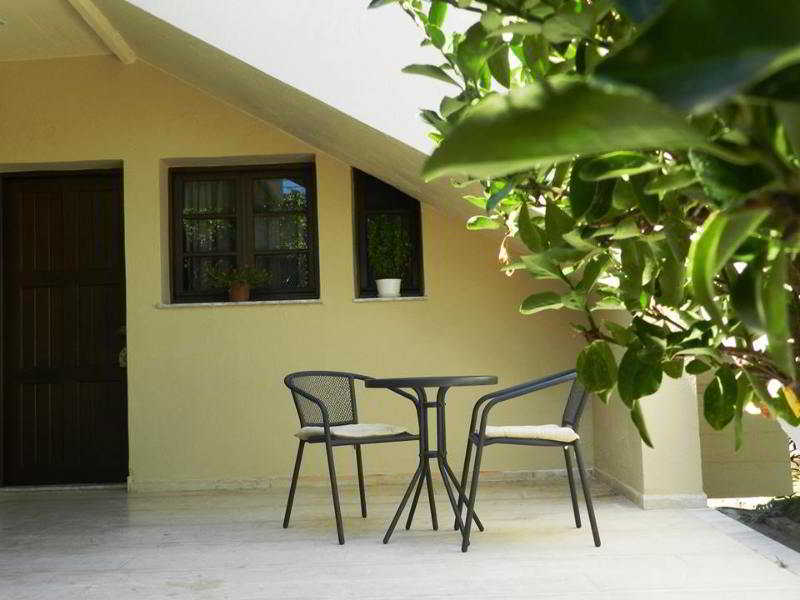 Evangelos Apartments Platanés Exteriér fotografie